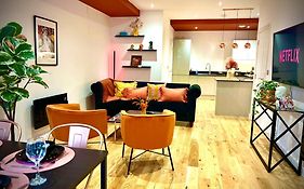 Dawn House - Wyndale Living -Bham Jq 3Br Townhouse